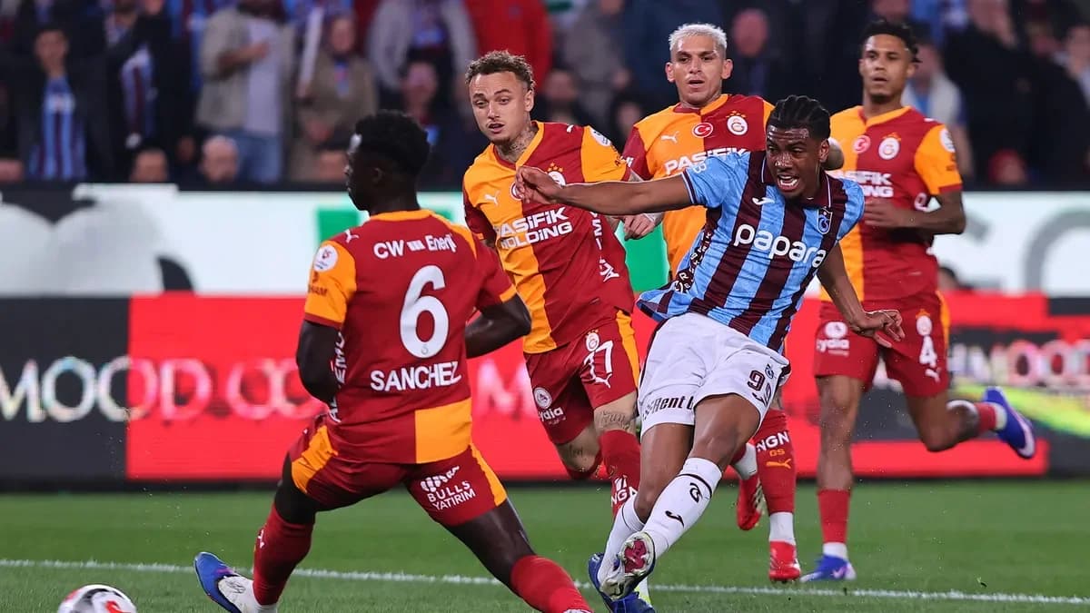 Türkiyə Superliqası: "Qalatasaray" Trabzon səfərində büdrədi