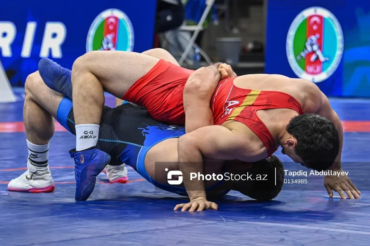 Azərbaycanın beş güləşçisi "Çempionlar" turnirinin ilk günündə medal qazanıb