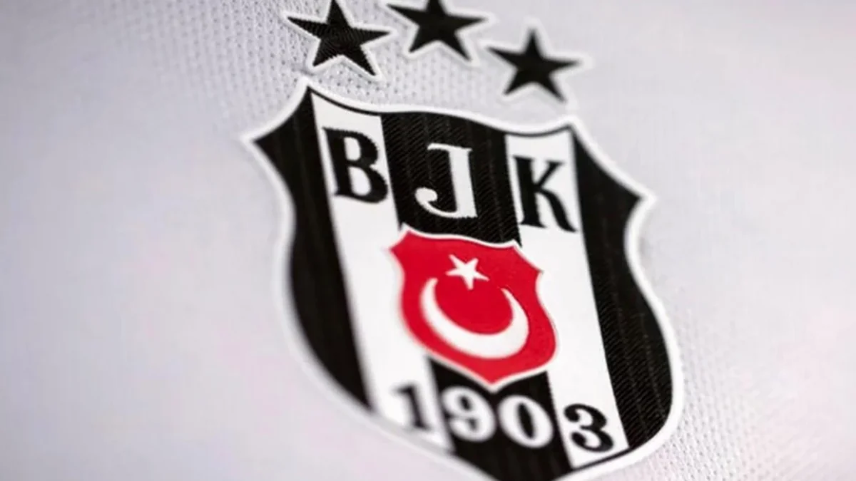 "Beşiktaş" Braziliya millisinin üzvü üçün hərəkətə keçdi - FOTO