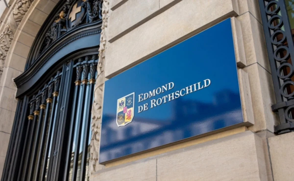 Epşteyn işi çərçivəsində Rotşildlər bankının qərargahında axtarışlar aparılıb