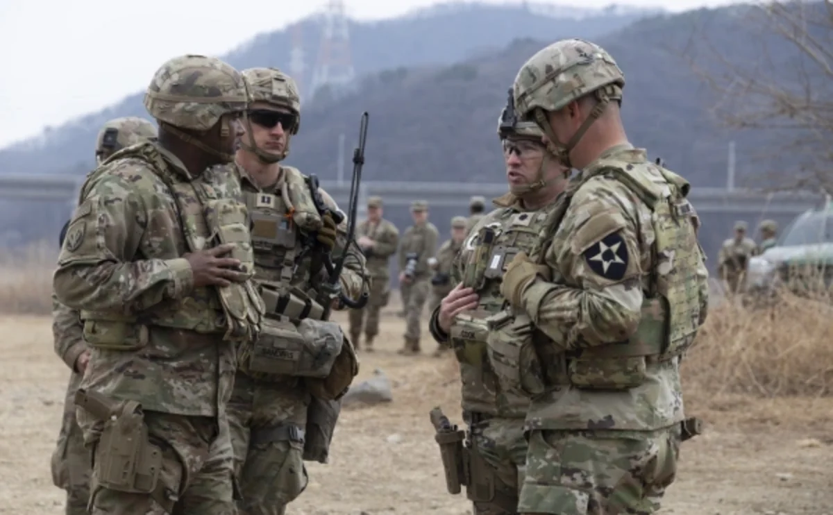 ABŞ ordusunda xidmətə qəbul üçün maksimum YAŞ HƏDDİ ARTIRILDI