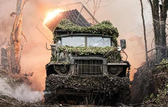 Rusiya qoşunları Xarkovda yaşayış məntəqəsini nəzarətə götürüb