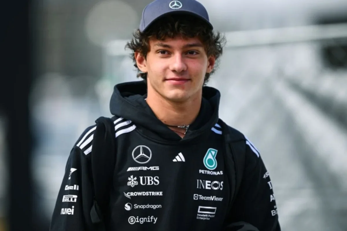 Kimi Antonelli adını "Formula-1" tarixinə yazdırdı