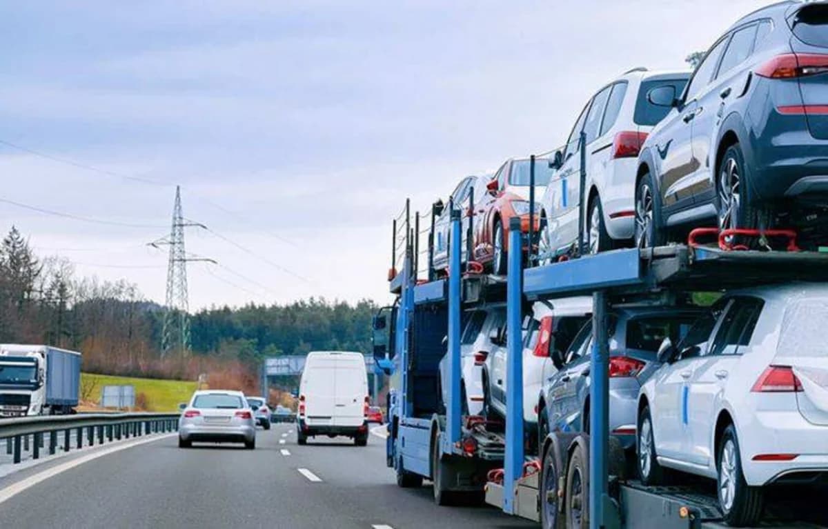 Yaxın Şərqdəki gərginlik avtomobil idxalını vurur: Bahalaşma qaçılmazdır? - VİDEO