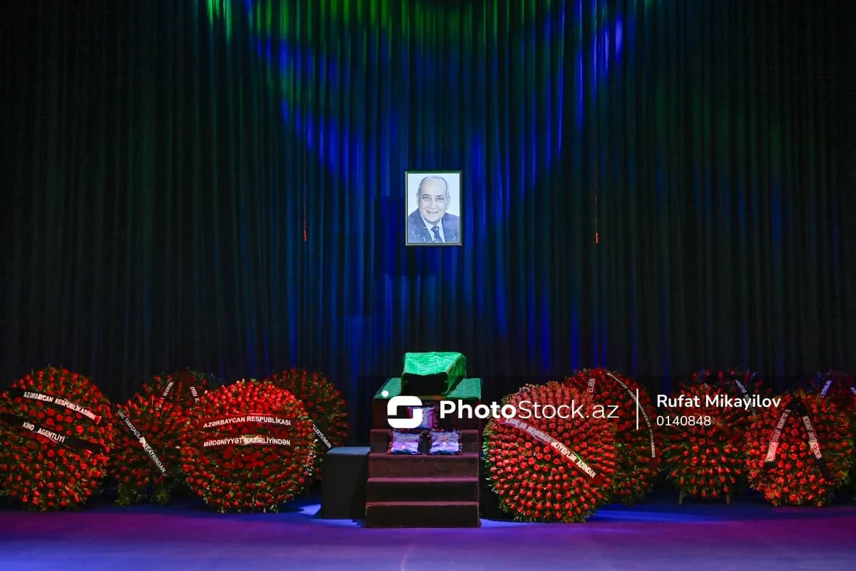 İlham Əliyev və Mehriban Əliyeva Rasim Balayevin vəfatı ilə əlaqədar nekroloq imzalayıblar