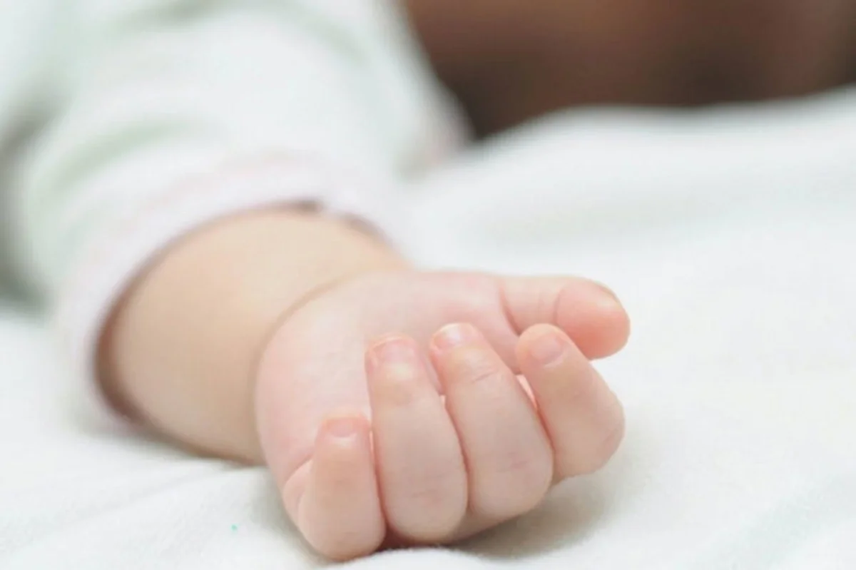 Qaradağda iki yaşlı uşaq ölüb