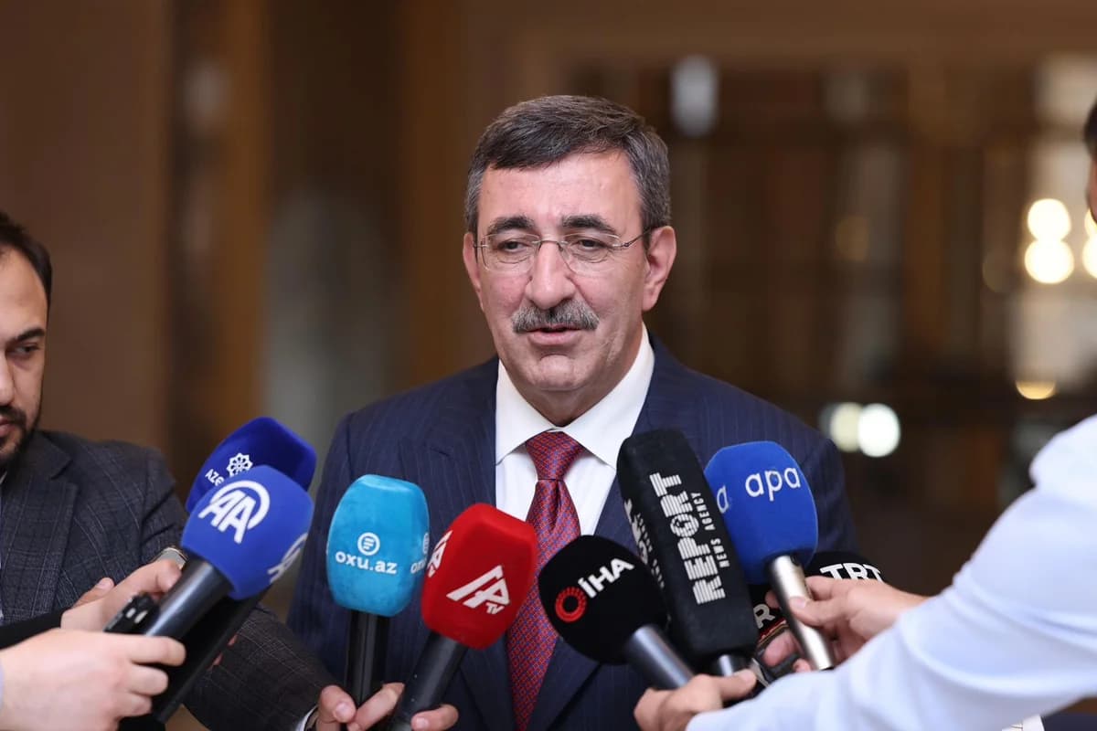 Türkiyənin vitse-prezidenti: "Dünyada geosiyasi gərginliklərin artdığını, beynəlxalq qurumların zəiflədiyini görürük"