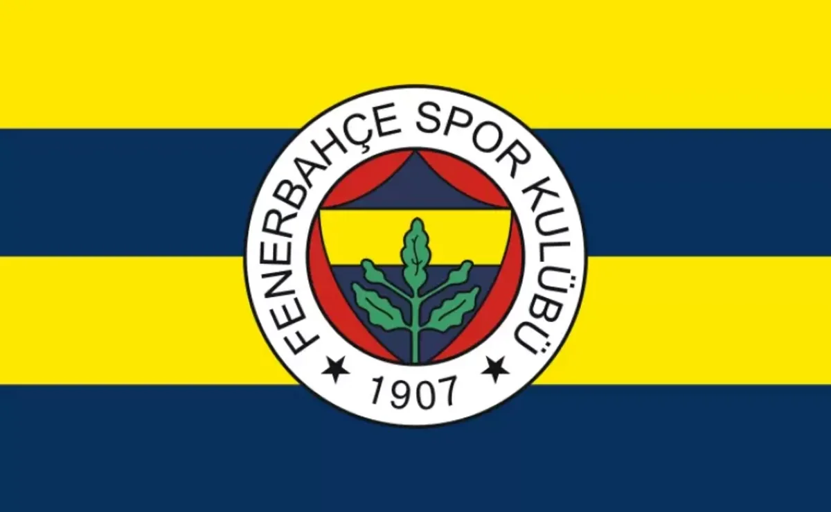 "Fənərbağça"da derbidən əvvəl şad xəbər: Ulduz futbolçusu geri döndü