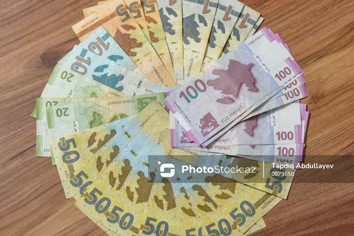 Bəzi şəxslərin vergi tutulmalı olan aylıq gəlirləri 400 MANAT AZALDILIR