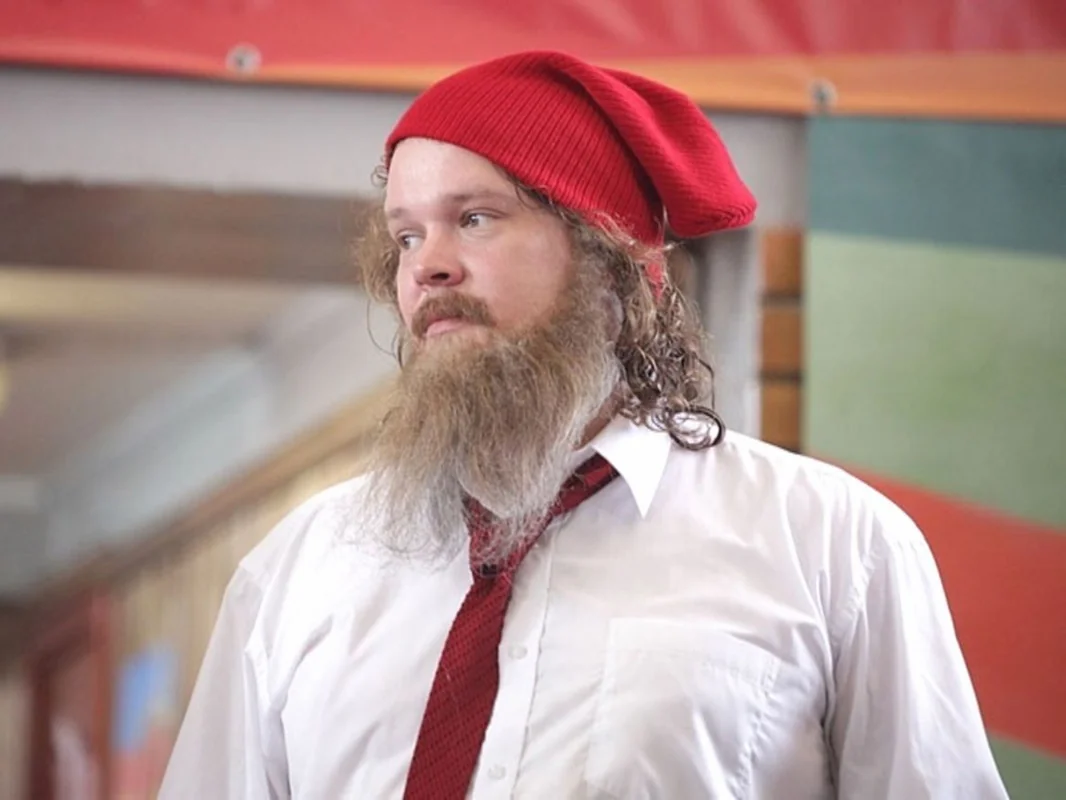 Məşhur aktyor "ən xoşbəxt ölkə"ni tərk edib Gürcüstana köçəcəyini açıqladı