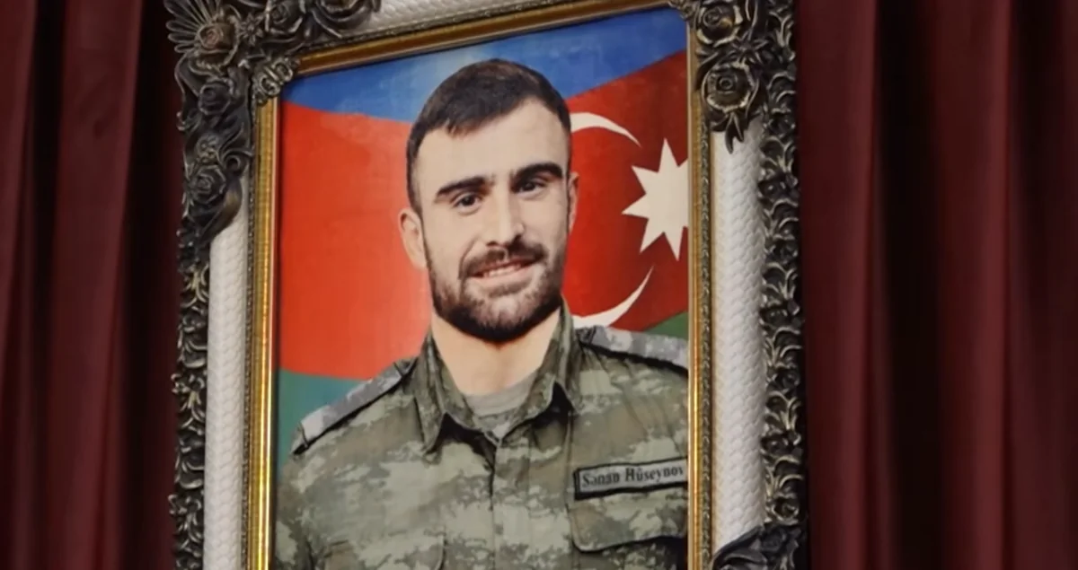 "Bu gün min ananın oğludur" - Şəhid Sənan Hüseynovun xatirəsi yaşadılır - VİDEO