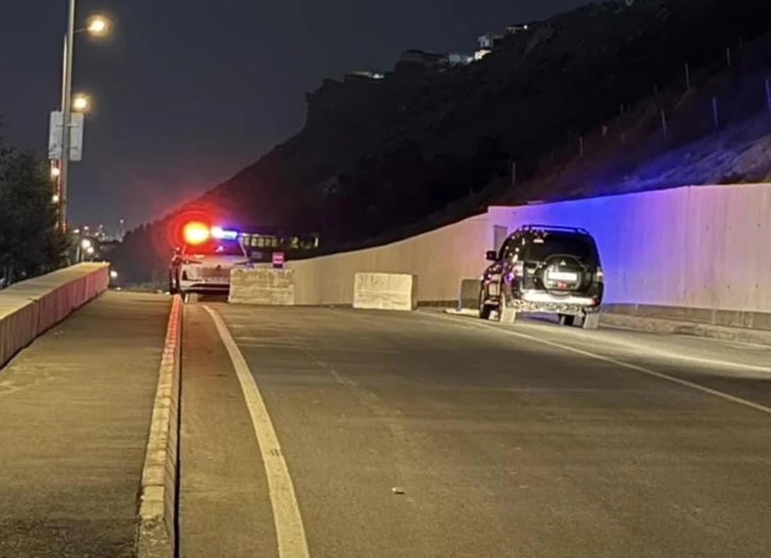 Badamdar yamacında sürüşmə təhlükəsi yarandı, yol bağlandı - VİDEO