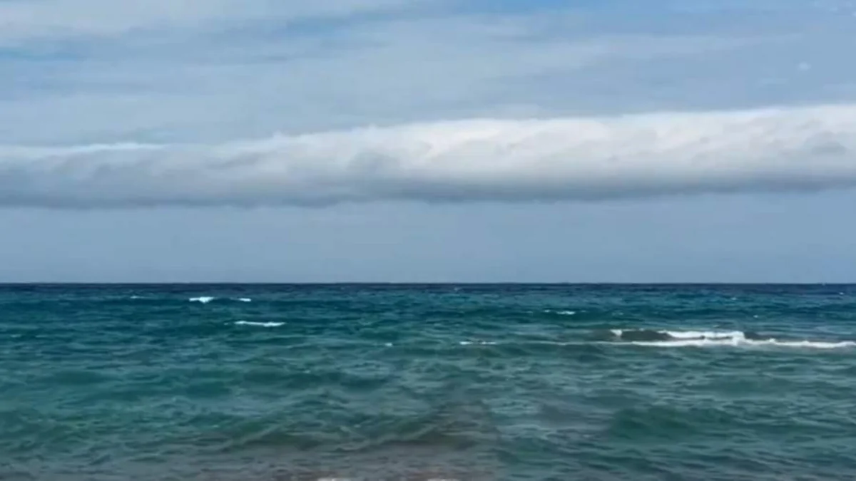 Türkiyədə Qara dəniz üzərində qeyri-adi bulud müşahidə olunub