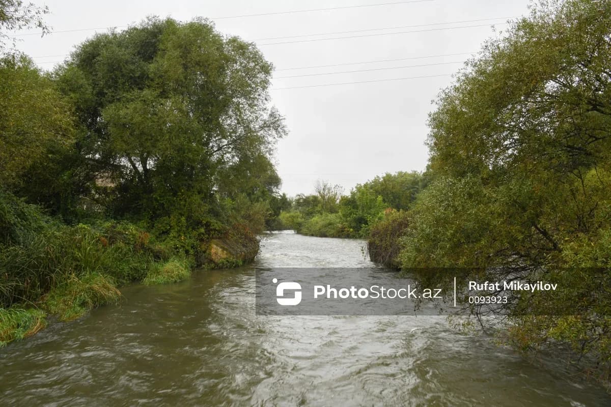 Zaqatalada sel təhlükəsinə qarşı tədbirlər görülür: Bəzi kəndlərə texnikalar cəlb olundu