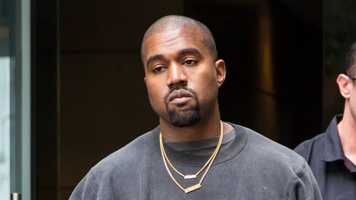 Kanye Uestin Böyük Britaniyaya girişi qadağan edildi