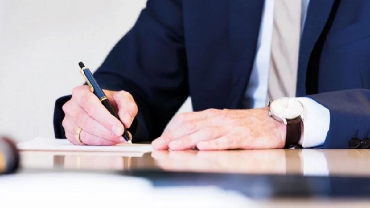 Sədrin işdən çıxardığı müavini nazir müşaviri təyin olundu - FOTO