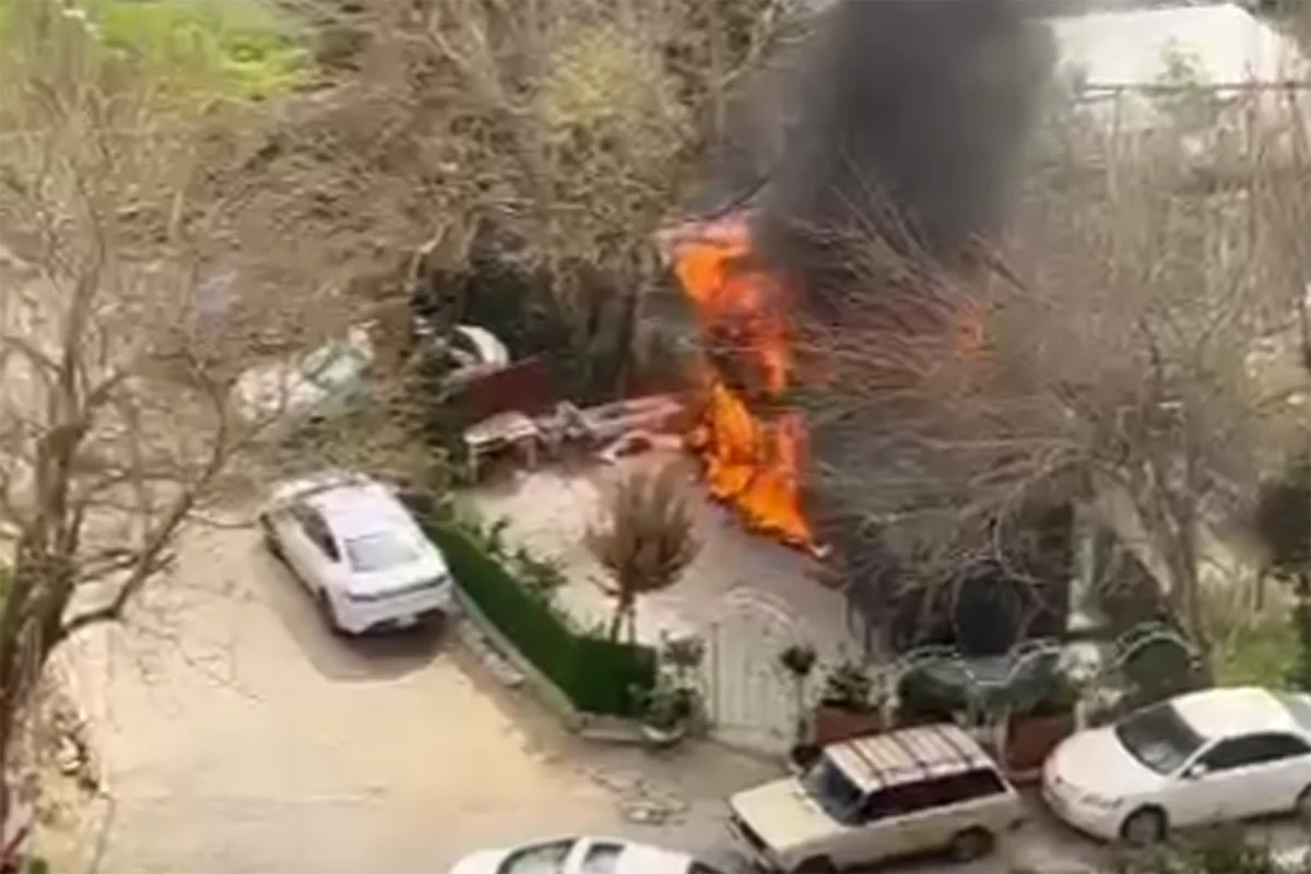 Bakıda kafe KÜLƏ DÖNDÜ - VİDEO