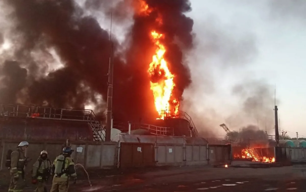 Meksikada neft emalı zavodunda güclü yanğın - VİDEO