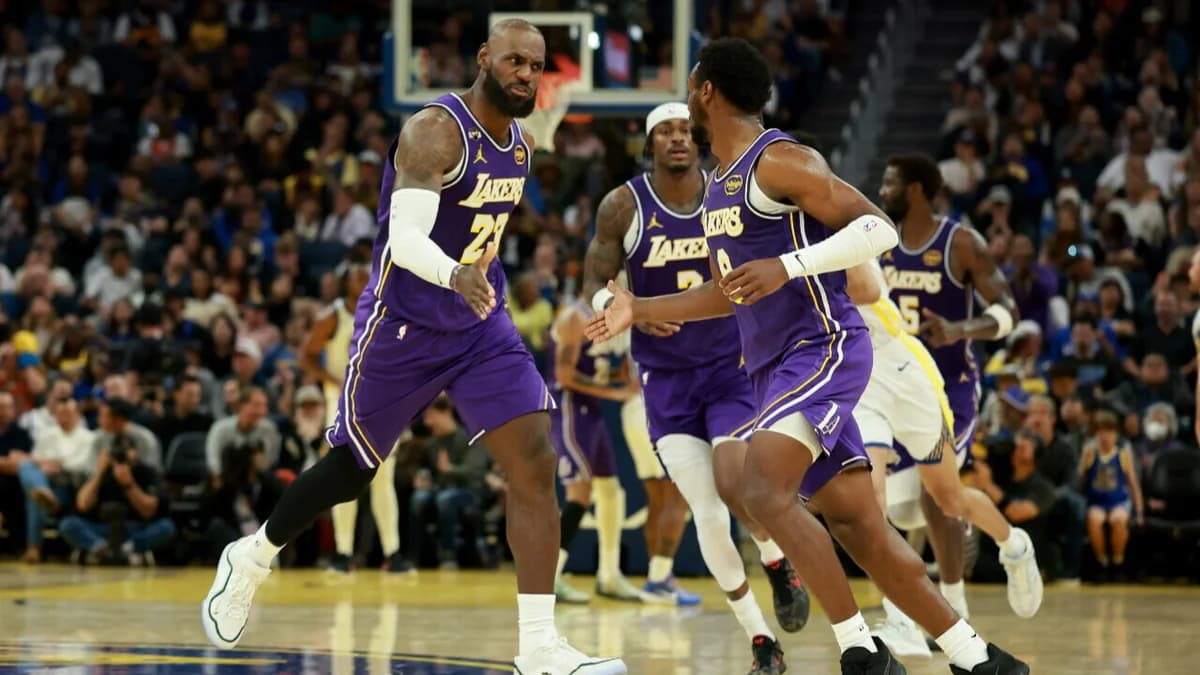 NBA tarixində İLK: Təkrarolunmaz məhsuldar ötürmə