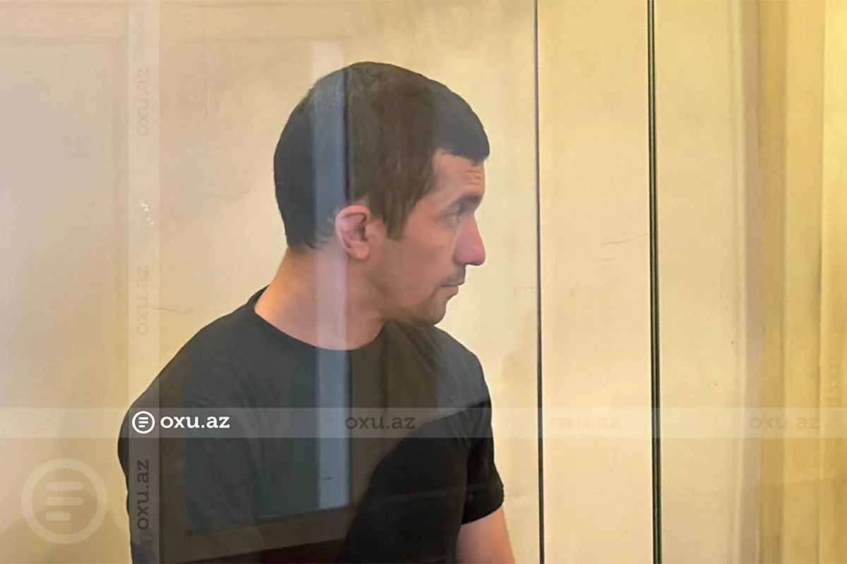 "Oğlum uşaqları gətirdi ki, Aysel xəstədir" - Arvadını boğaraq öldürən şəxsin atası məhkəmədə danışıb