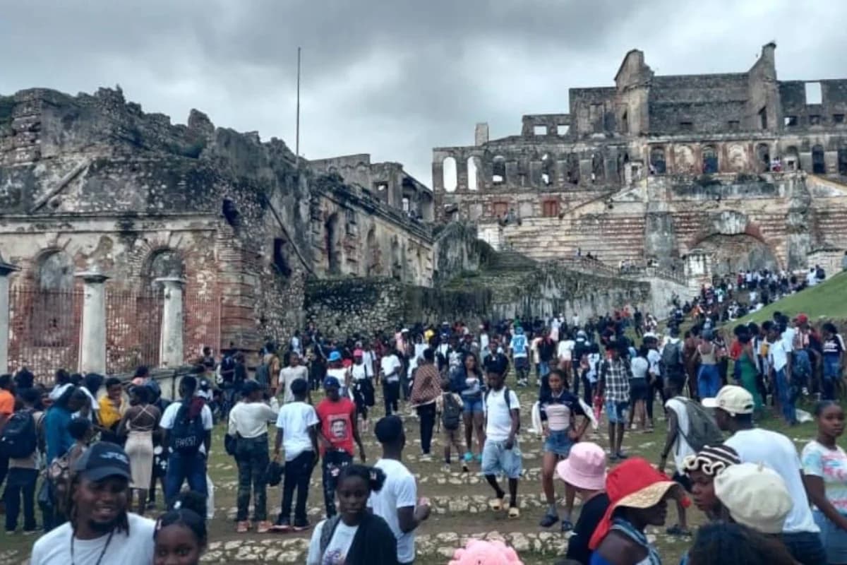 Haitidə ekskursiya zamanı izdihamda onlarla insan ölüb