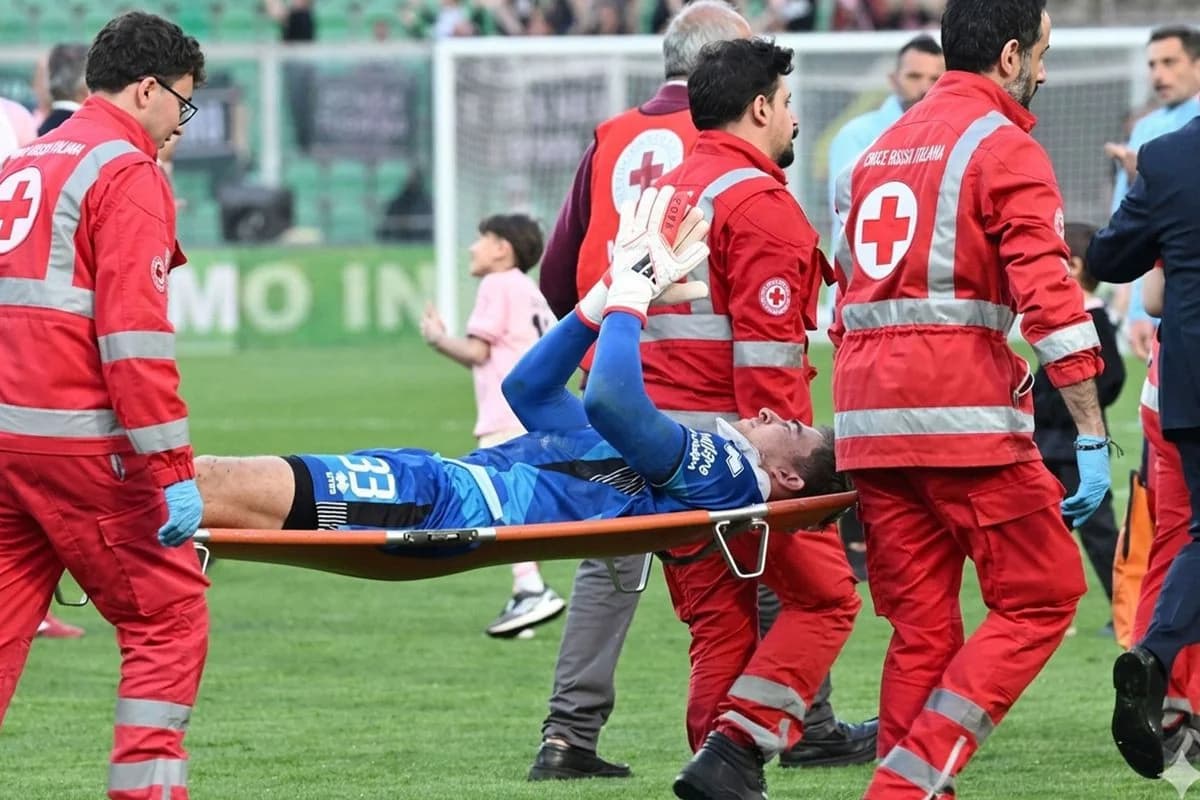 Yurgen Klinsmanın oğlu matç zamanı boynunu sındırıb