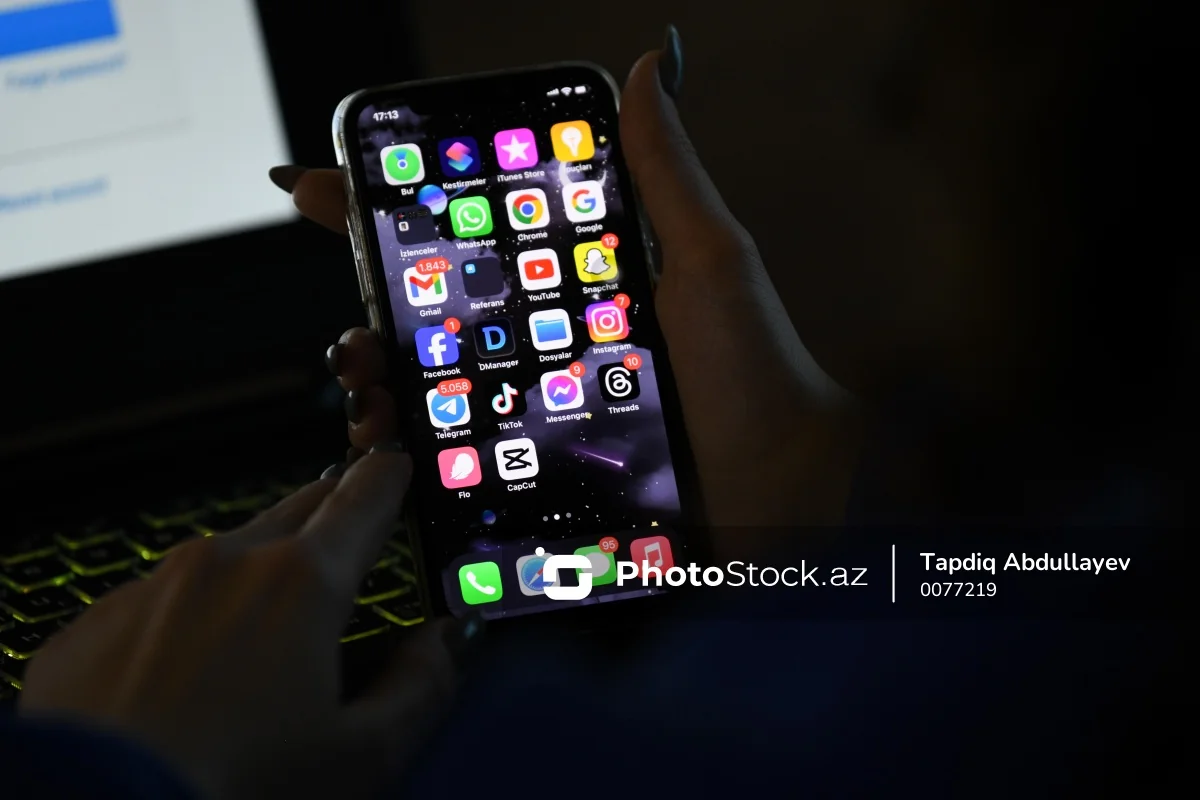 "WhatsApp"da başlayan sevgi: 25 yaşlı gənc yeniyetmə qızla münasibətinə görə məhkəməlik oldu - TƏFƏRRÜAT