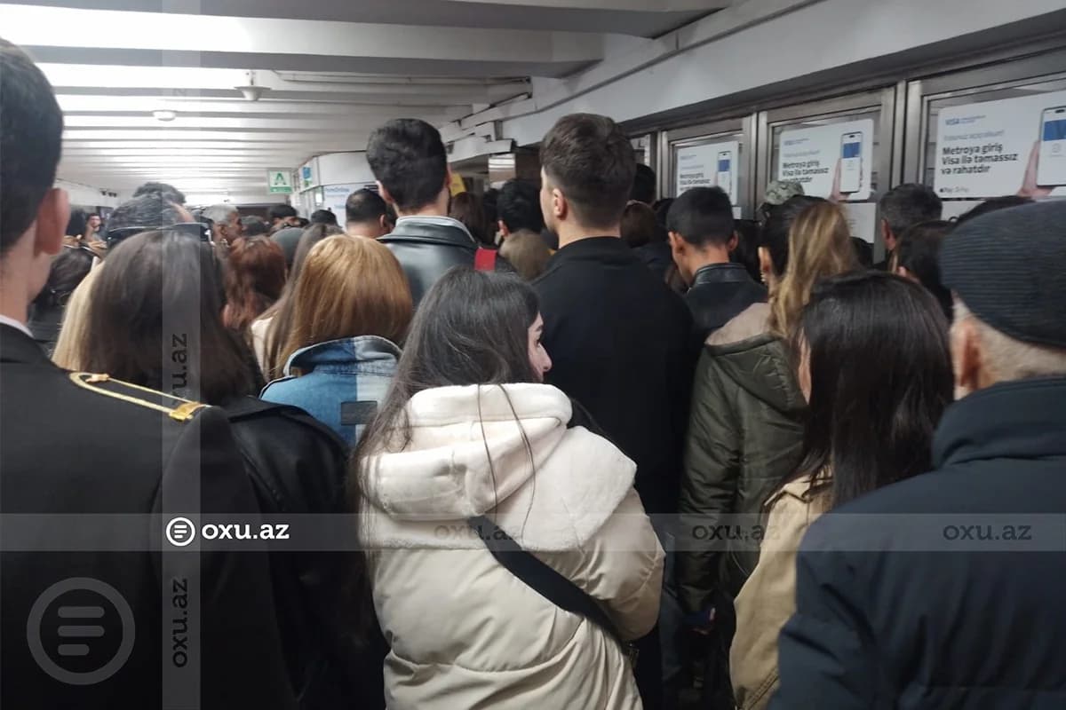 Səhər saatlarında Bakı metrosunda SIXLIQ - İnterval dəyişikliyinin FƏSADLARI - FOTO