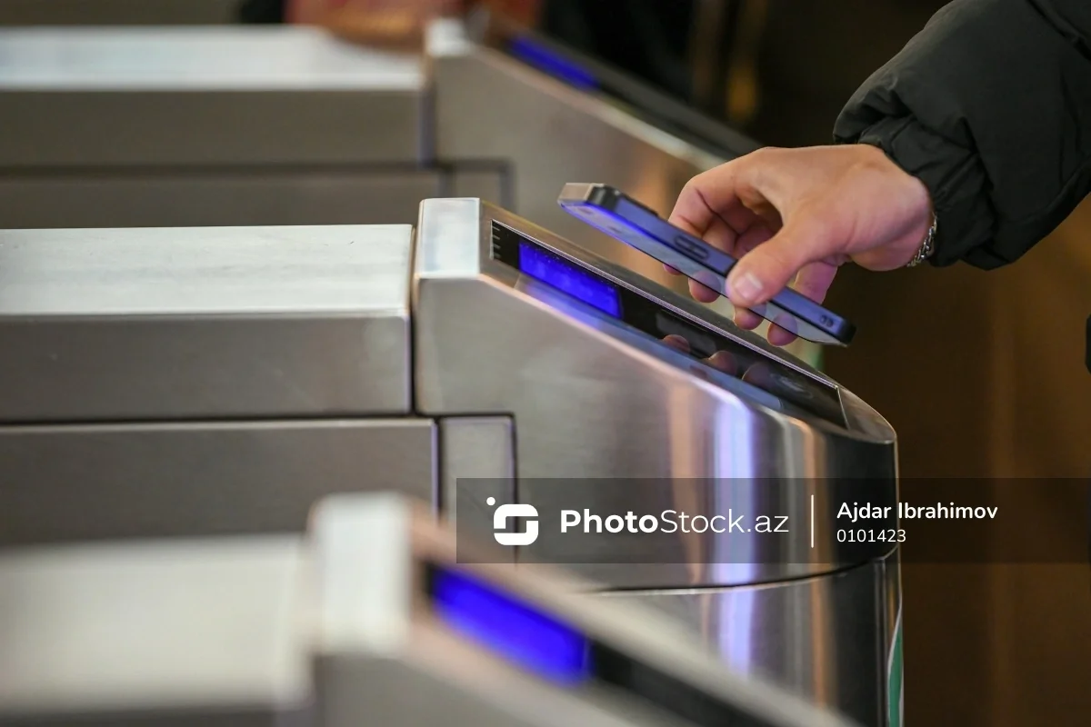 Bir milyondan çox "Kapital Bank" müştərisi ictimai nəqliyyatda NFC ödənişlərdən istifadə edir