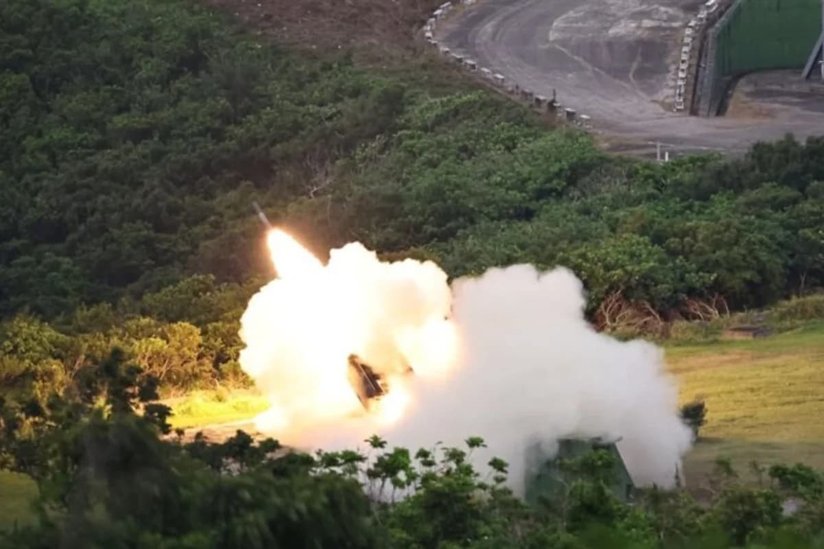 Tayvan ABŞ ilə milyardlarla dollarlıq silah müqavilələri imzaladı