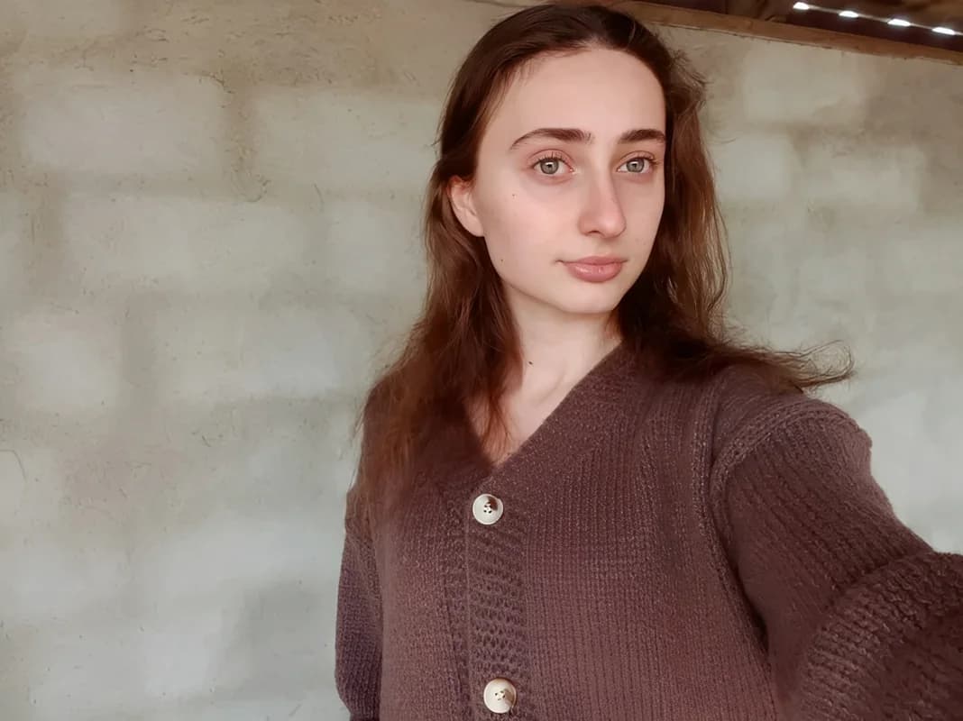 "Kompüter elmləri" ixtisasını hədəfləyən Emiliya repetitor yanına getmədən uğur qazandı - VİDEO