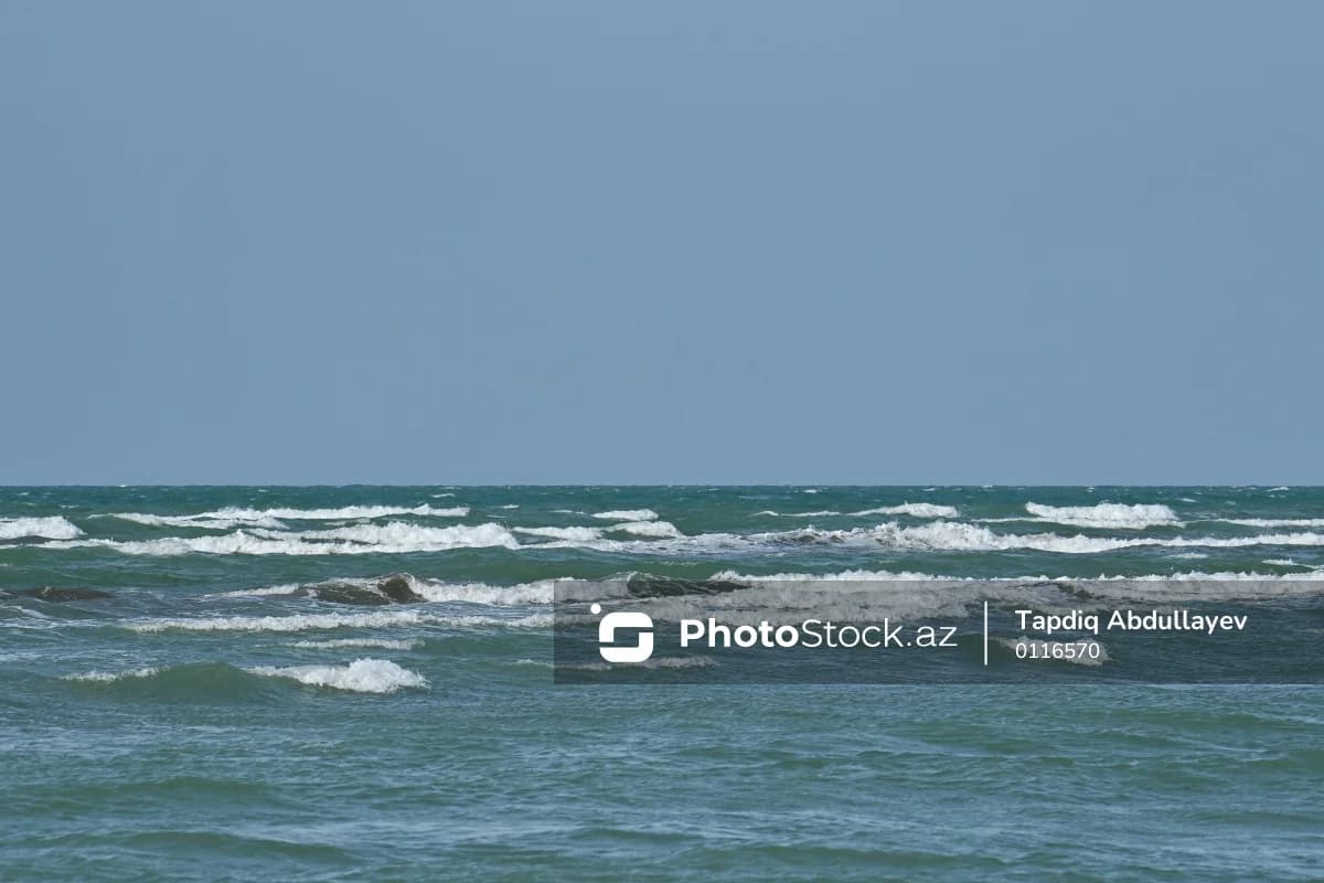 Sahildə ev tikənlərə XƏBƏRDARLIQ: "Xəzərin məkanına girmək olmaz" - VİDEO