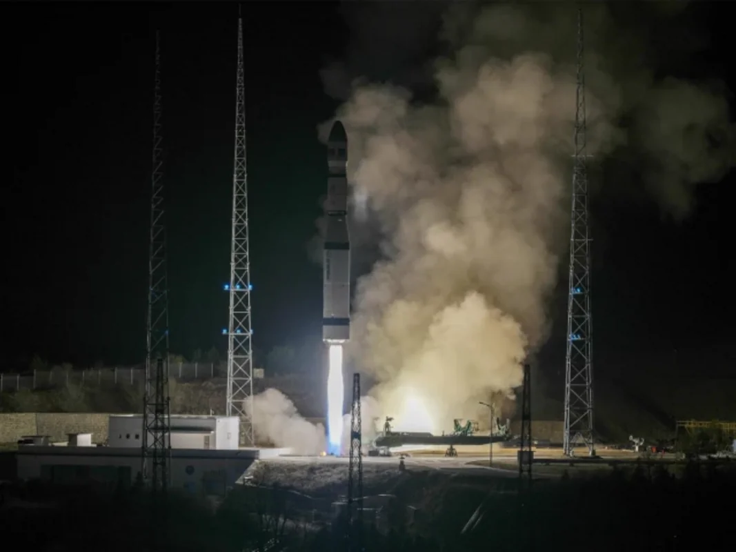 Pakistan "EO-3" peykini uğurla orbitə çıxarıb - VİDEO