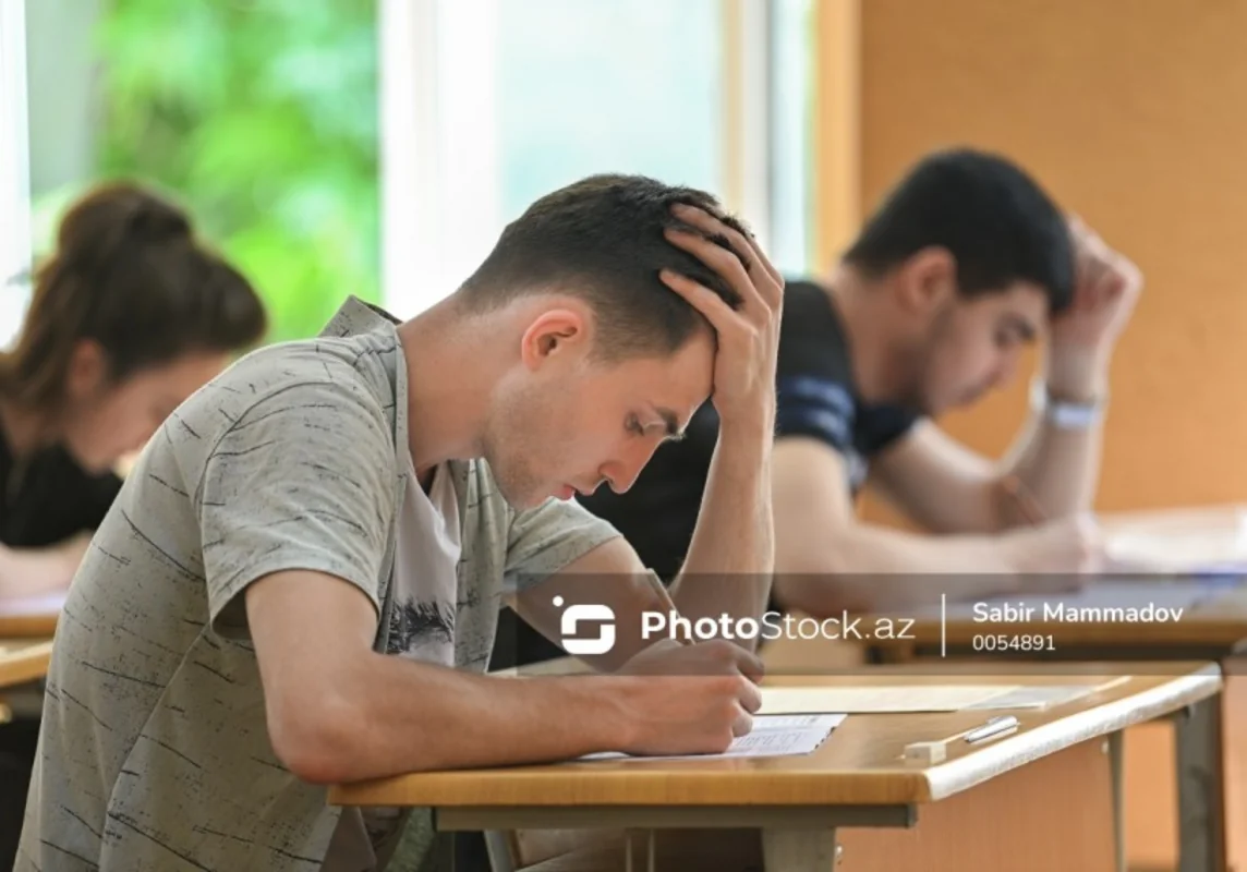 "Sanki hər kəs "necə qəliz sual hazırlaya bilərəm?" yarışına girir" - İmtahanlar niyə çətinləşdirilir?