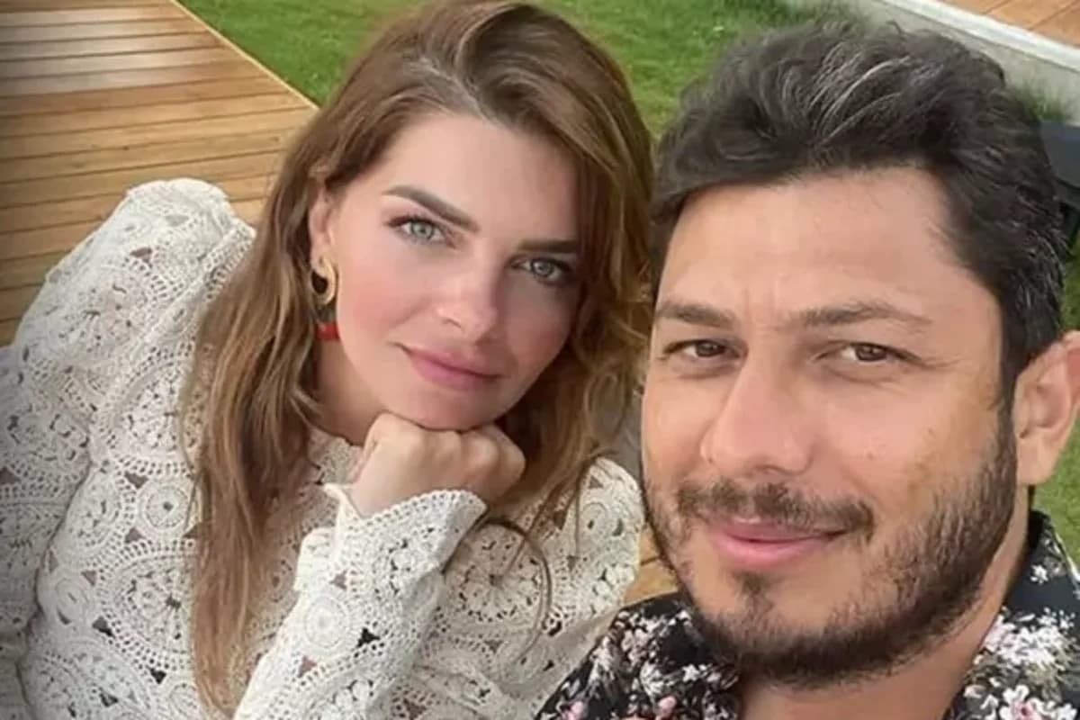 Türkiyəli məşhur aktrisa 12 illik evliliyinə son qoydu - FOTO