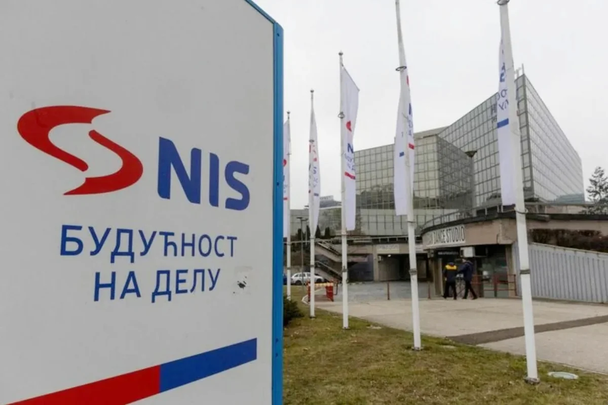 Serbiya yaxın vaxtlarda iri neft emalı kompleksini satmağı planlaşdırır