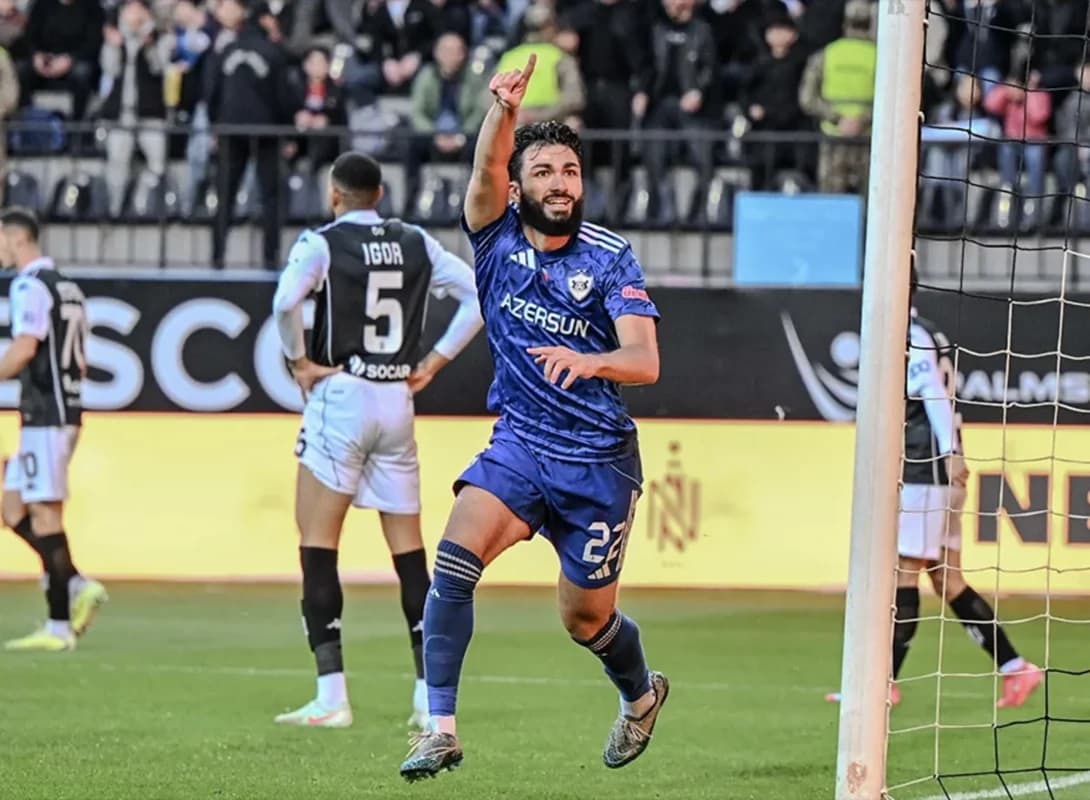 Musa Qurbanlı "Qarabağ"ın səfər matçlarında yubiley qolunun müəllifi oldu