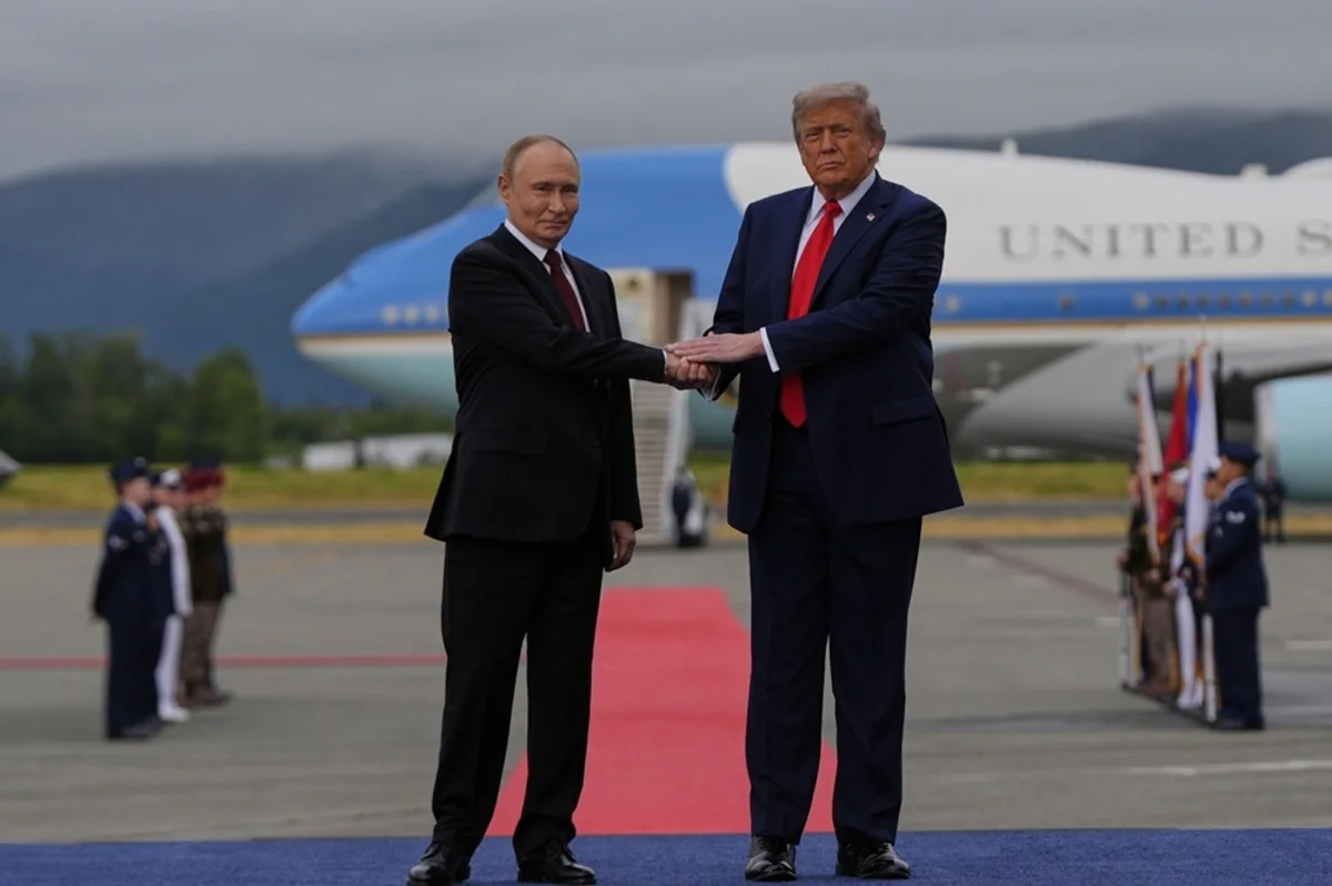 Putin və Tramp arasında telefon danışığı olub
