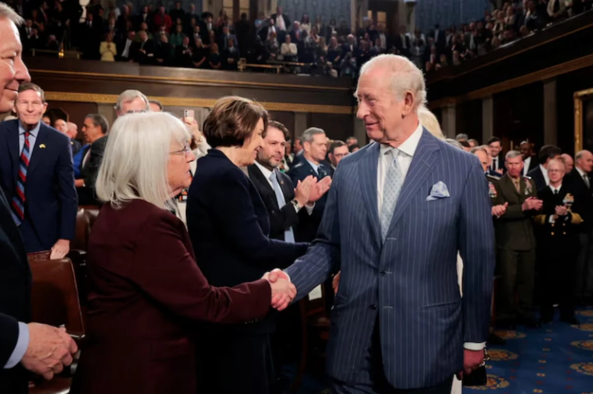 Konqresin üzvlərinə Kral III Çarlzla görüş üçün sərt təlimatlar verilib?