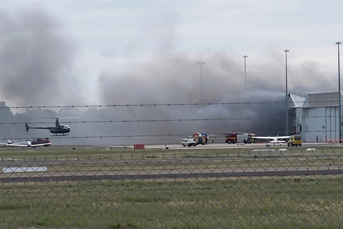 Avstraliyada təyyarə anqara çırpıldı: İki nəfər öldü, xeyli yaralı var - VİDEO