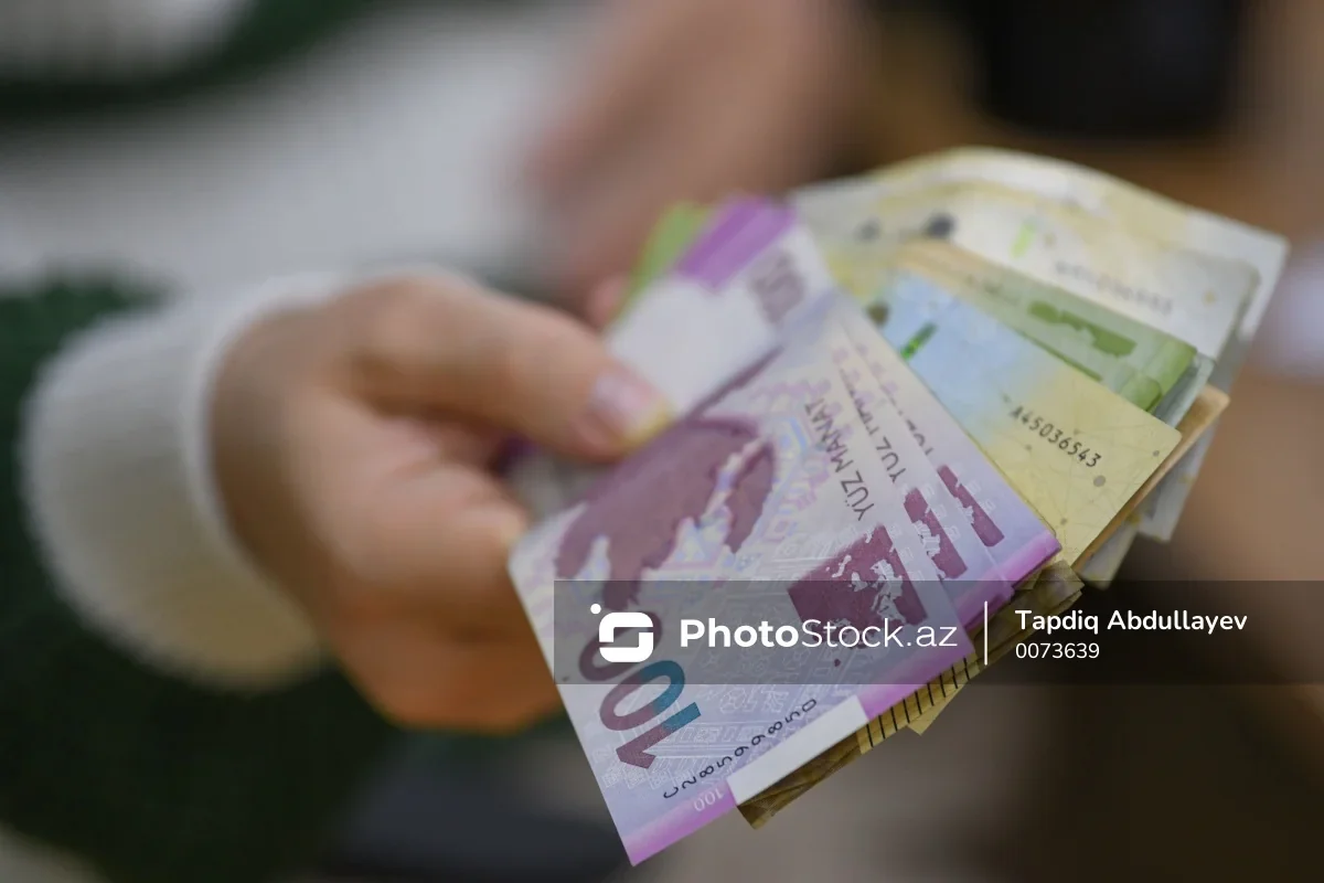 Azərbaycanda saatlıq əməkhaqqı sisteminə nə vaxt keçiləcək? - Deputat AÇIQLADI - FOTO