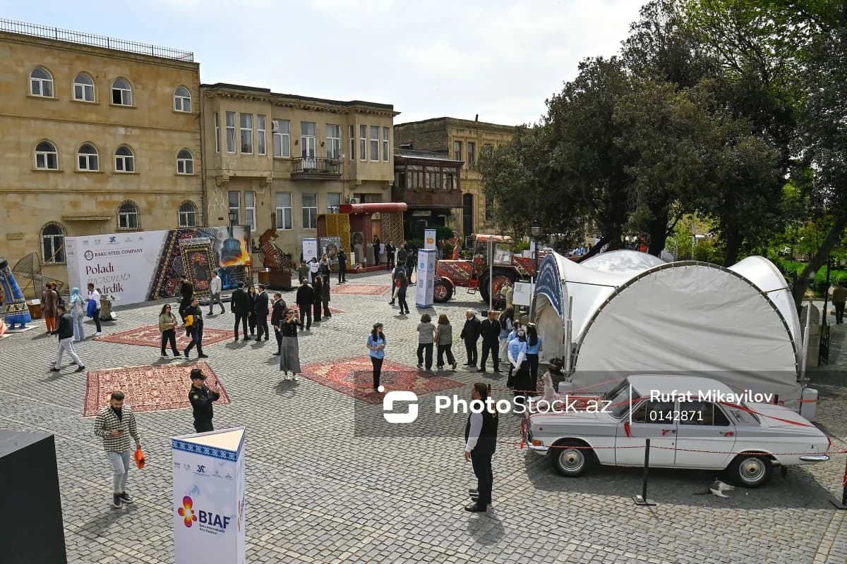 İçərişəhərdə Beynəlxalq Xalça Festivalının açılış mərasimi keçirilir