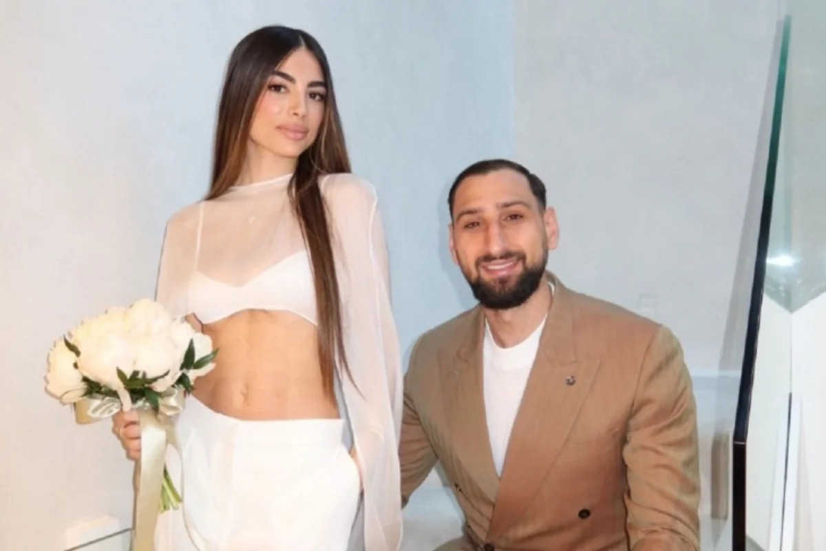 Futbolçu Canluici Donnarumma evləndiyini orijinal üsulla elan edib