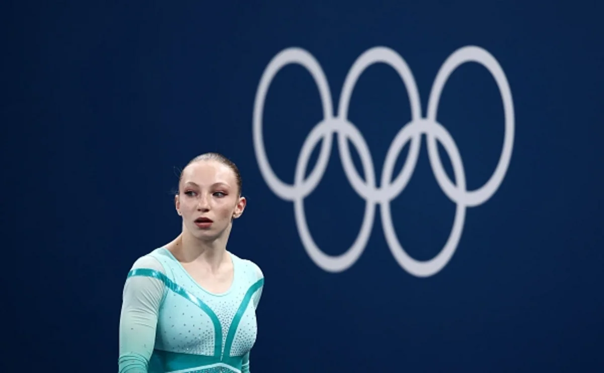 Rumıniyalı Olimpiya medalçısı üçün üzücü xəbər: Yarışlardan kənarlaşdırıldı