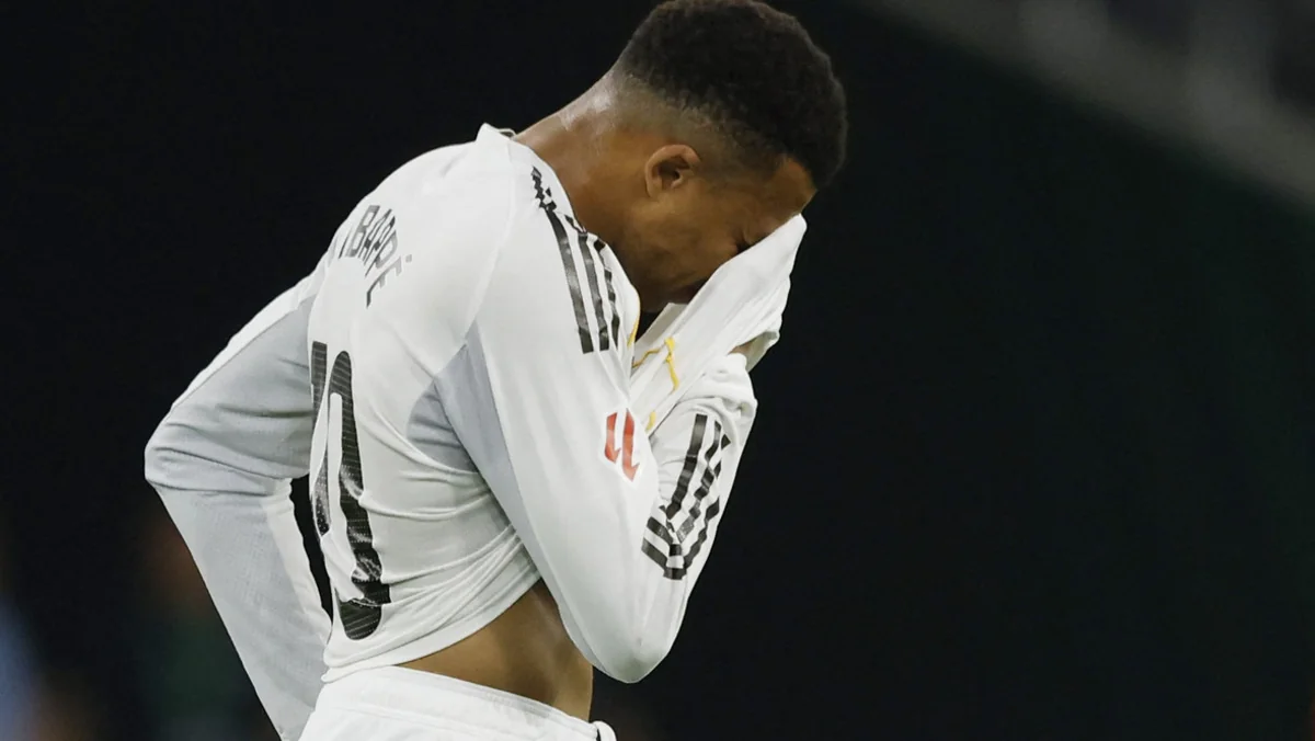 "Real Madrid"də Kilian Mbappeyə qarşı 40 milyon imza toplanıb