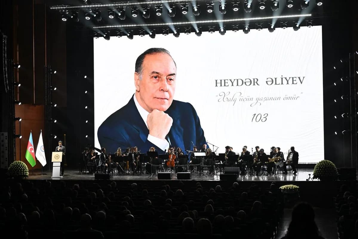 AHİK-in təşkilatçılığı ilə ümummilli lider Heydər Əliyevin xatirəsinə həsr olunmuş tədbir keçirilib - FOTO